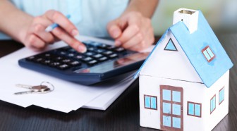 Taux de crédits immobiliers : les acheteurs ne se pressent plus