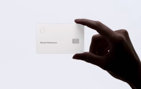 Apple lance sa propre carte bancaire
