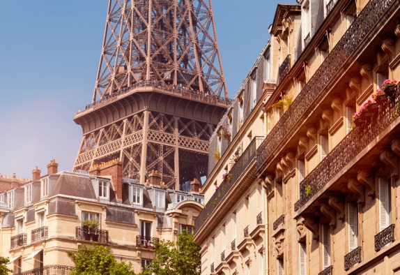 Immobilier : plus de 10.000 euros le m2 moyen à Paris cet été