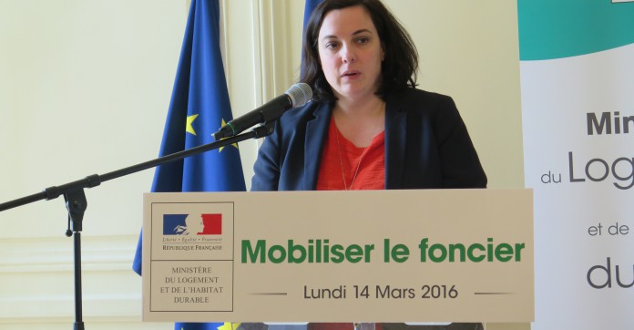 Emmanuelle Cosse donne à son successeur sa vision de la politique logement à mener