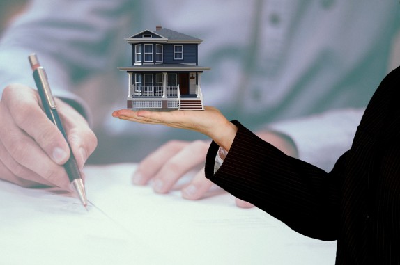 Crédit immobilier : un tiers des dossiers refusés à cause de l'endettement