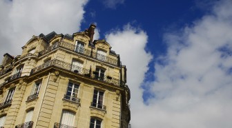 Airbnb reverse 1,2 million d'euros à la mairie de Paris