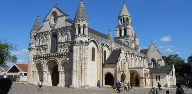 Rachat de crédit Poitiers